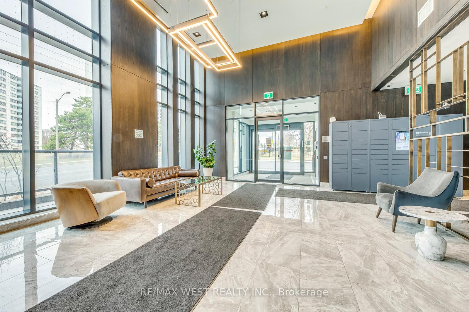 3 Bedrooms Condo at 1461 Lawrence, Toronto For sale