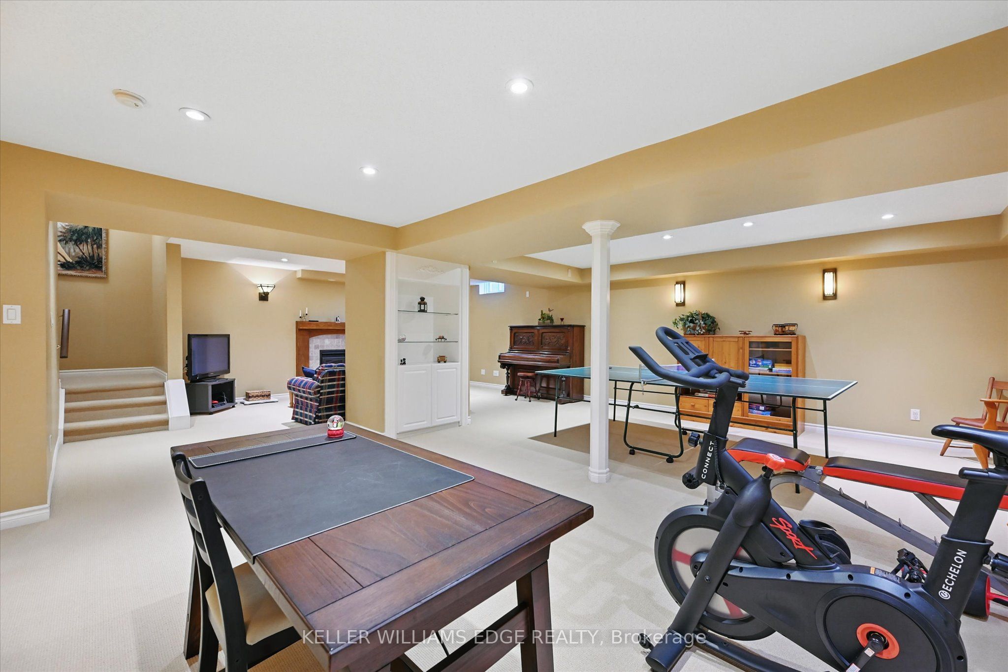 2939 Darien Road