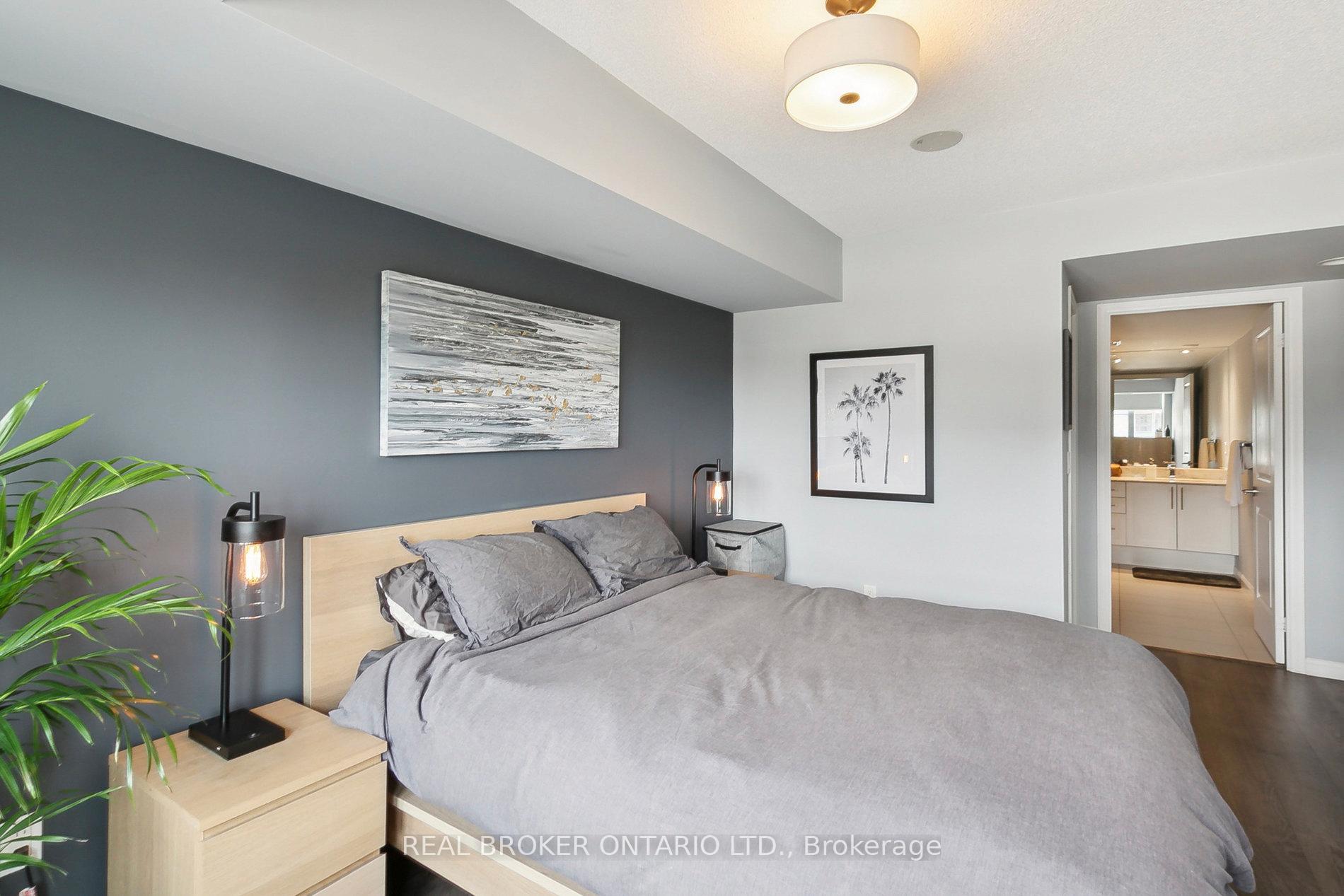 3 Bedrooms Condo at 85 East Liberty,  Toronto For sale