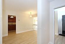 2 Bedrooms Condo at 19 Four Winds, Toronto For sale