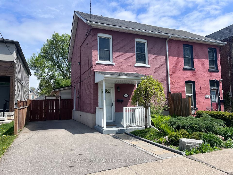 202 Canada Street, Hamilton, ON L8P 1P6