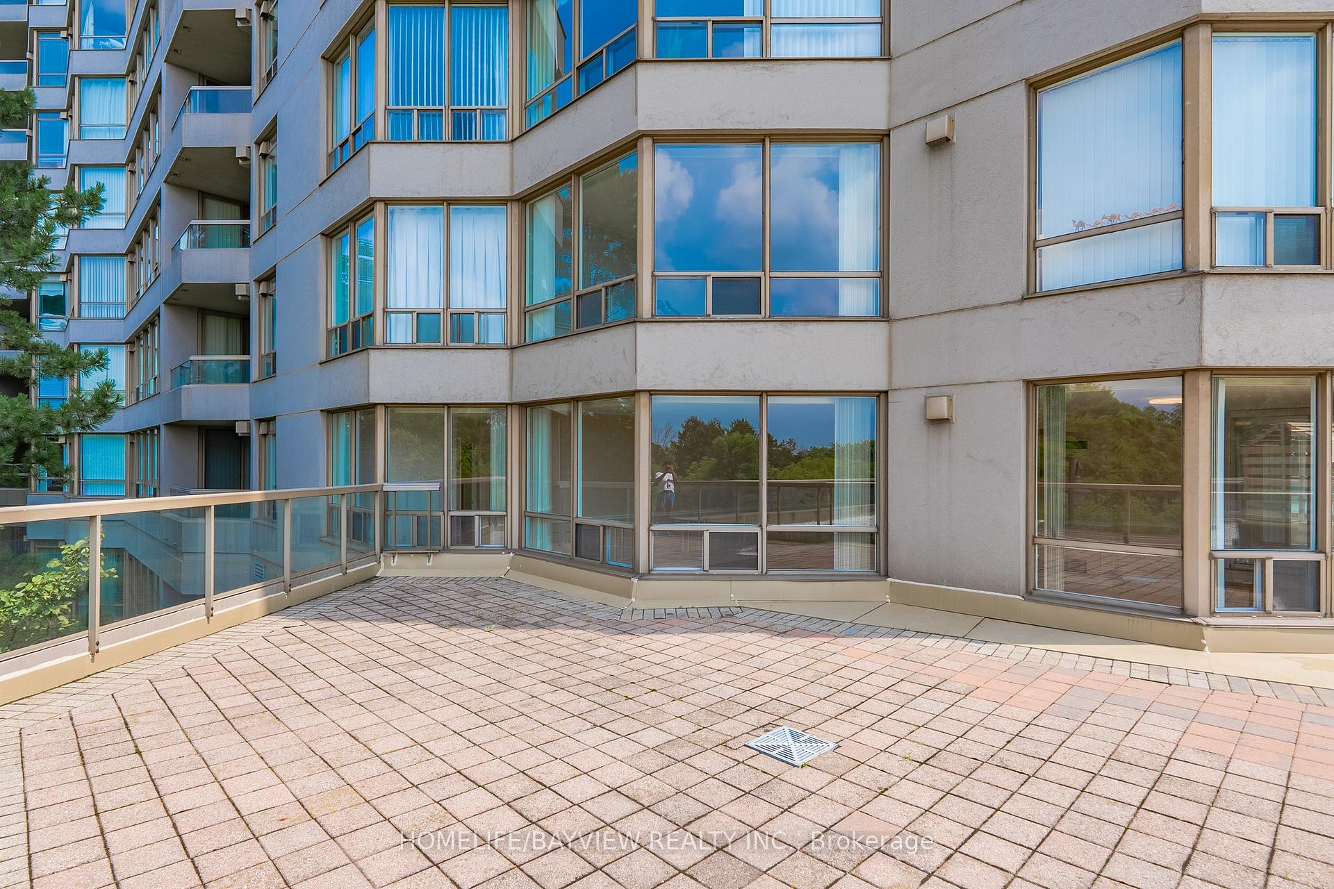 4 Bedrooms Condo at 168 Bonis, Toronto For sale
