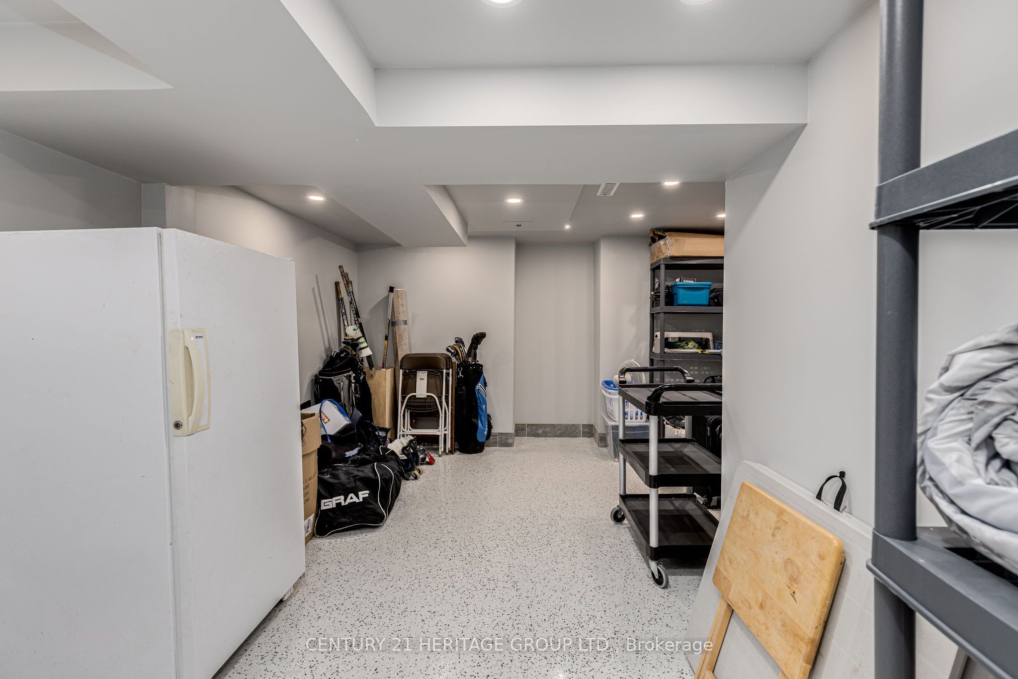 673 Chaleur Place