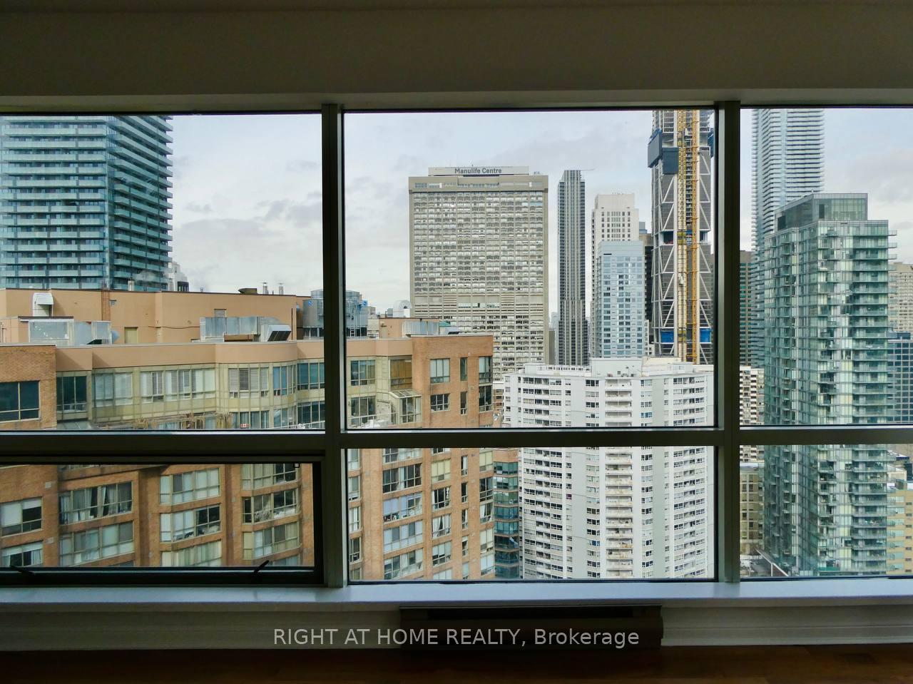 2 Bedrooms Condo at 1001 Bay, Toronto For sale