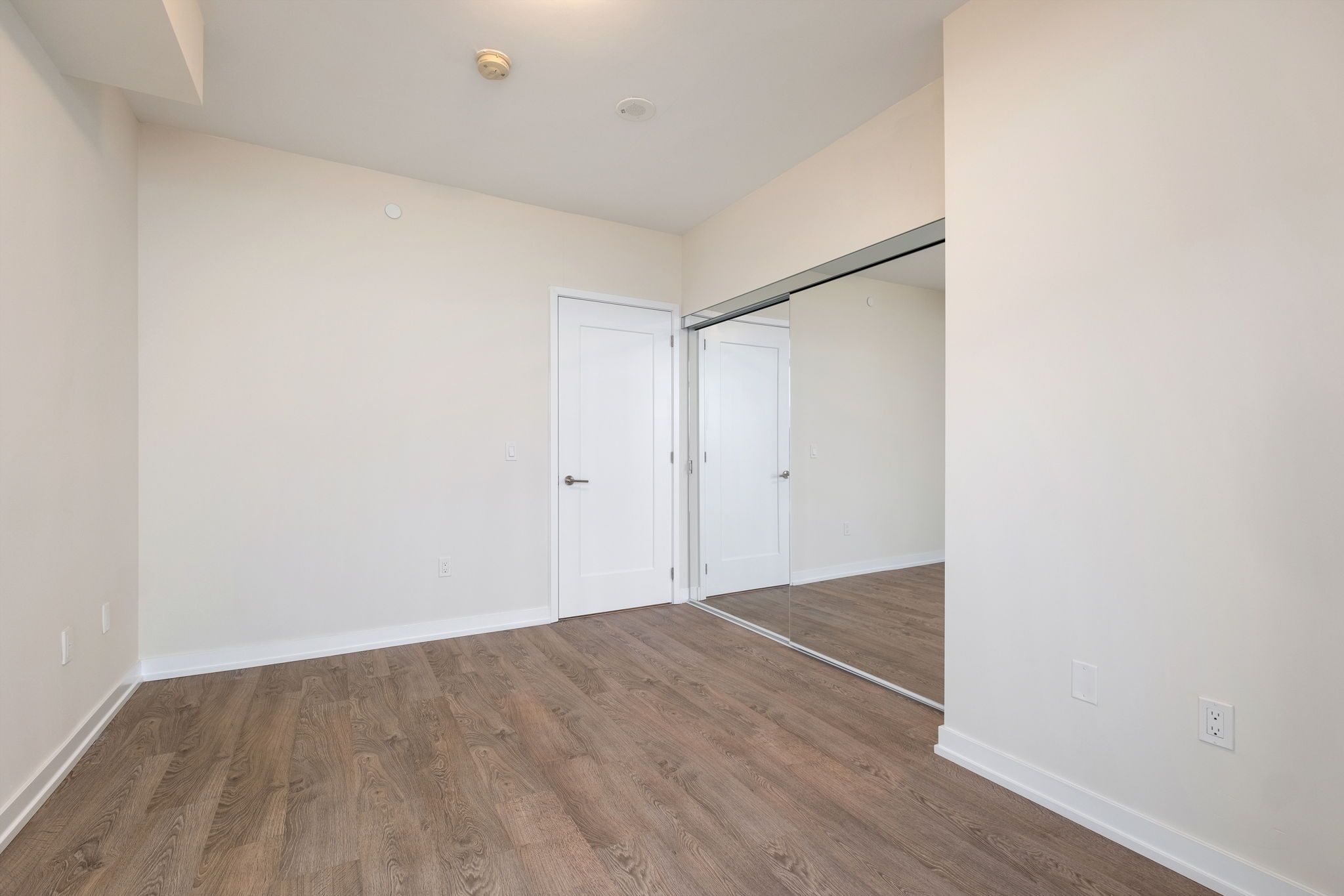 99 John Street 4504