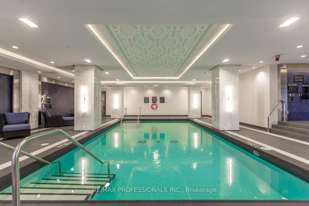 2 Bedrooms Condo at 2 Old Mill,  Toronto For sale