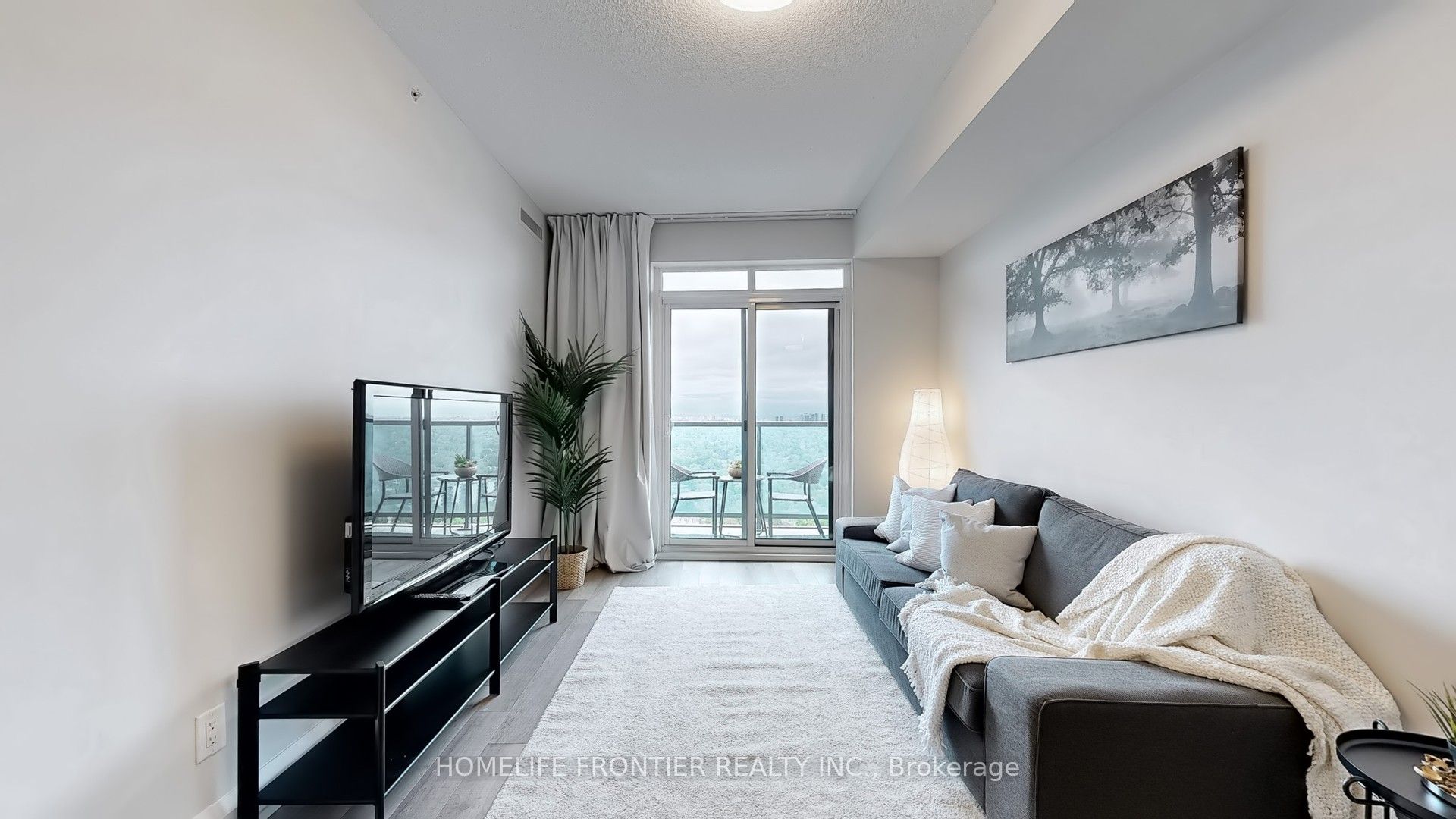 #2528 - 7161 YONGE Street, Markham, ON L3T 0C8