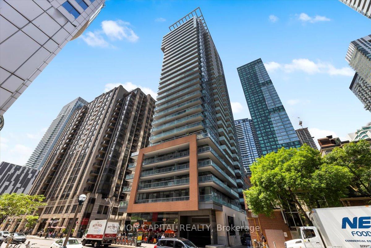 Condo at 8 Mercer, Toronto For sale