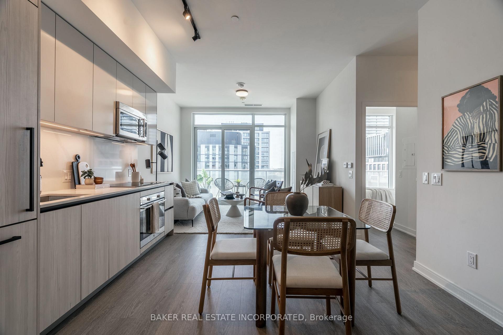 3 Bedrooms Condo at 425 Front, Toronto For sale