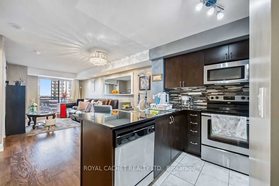 1070 Sheppard