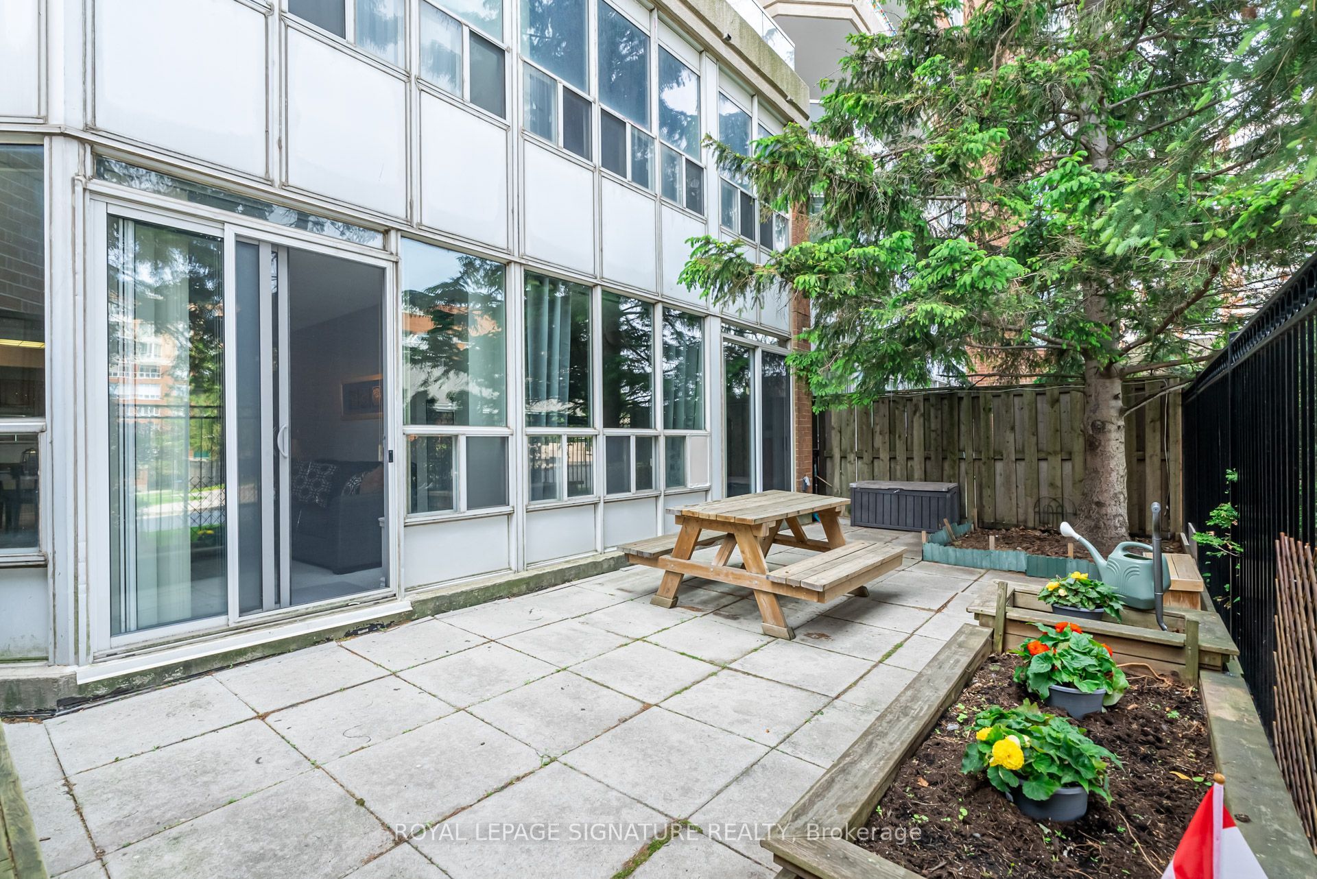 400 McLevin Avenue, #102