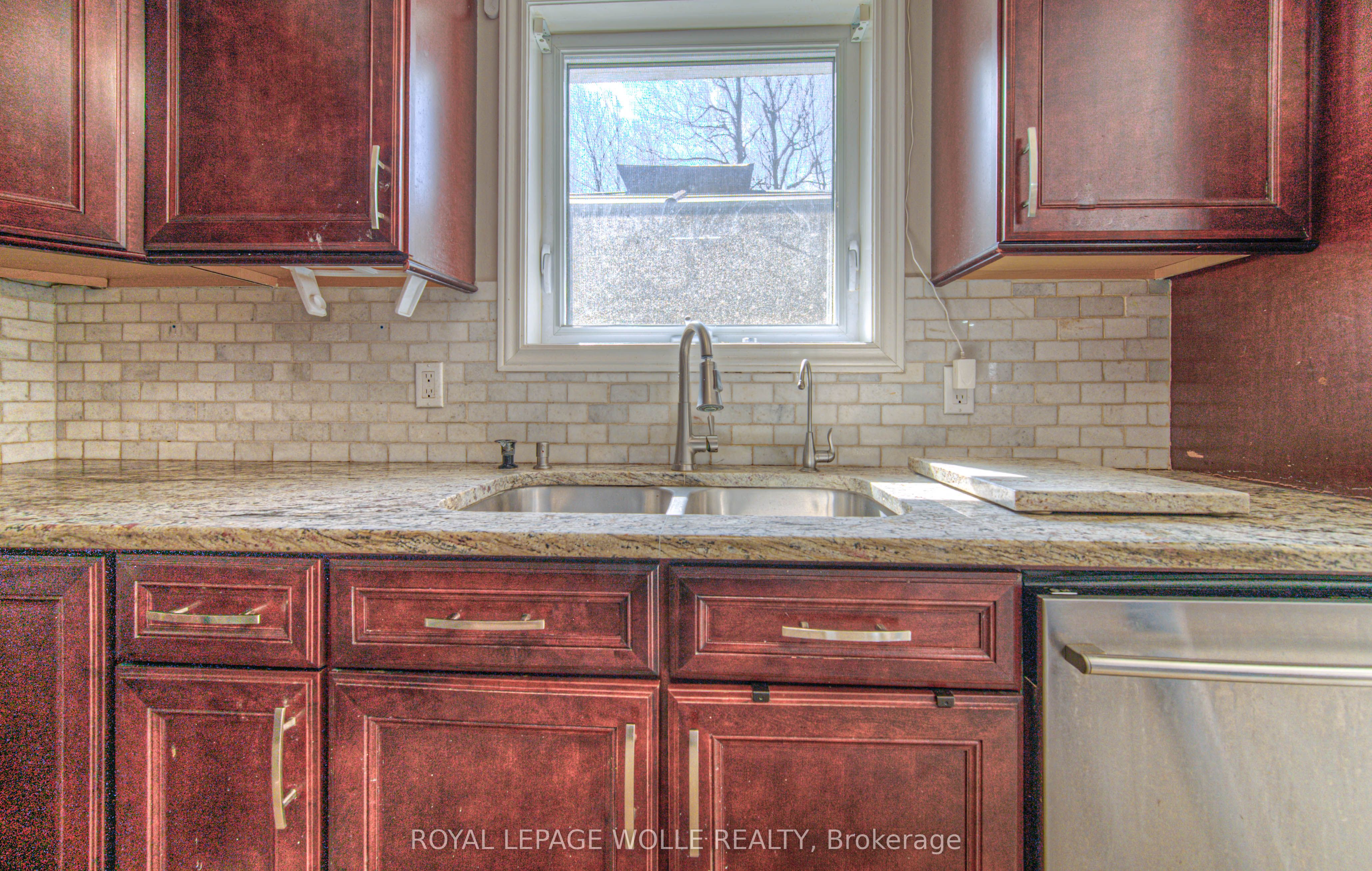 35 Wildlark Crescent, Kitchener, ON N2N 3E8