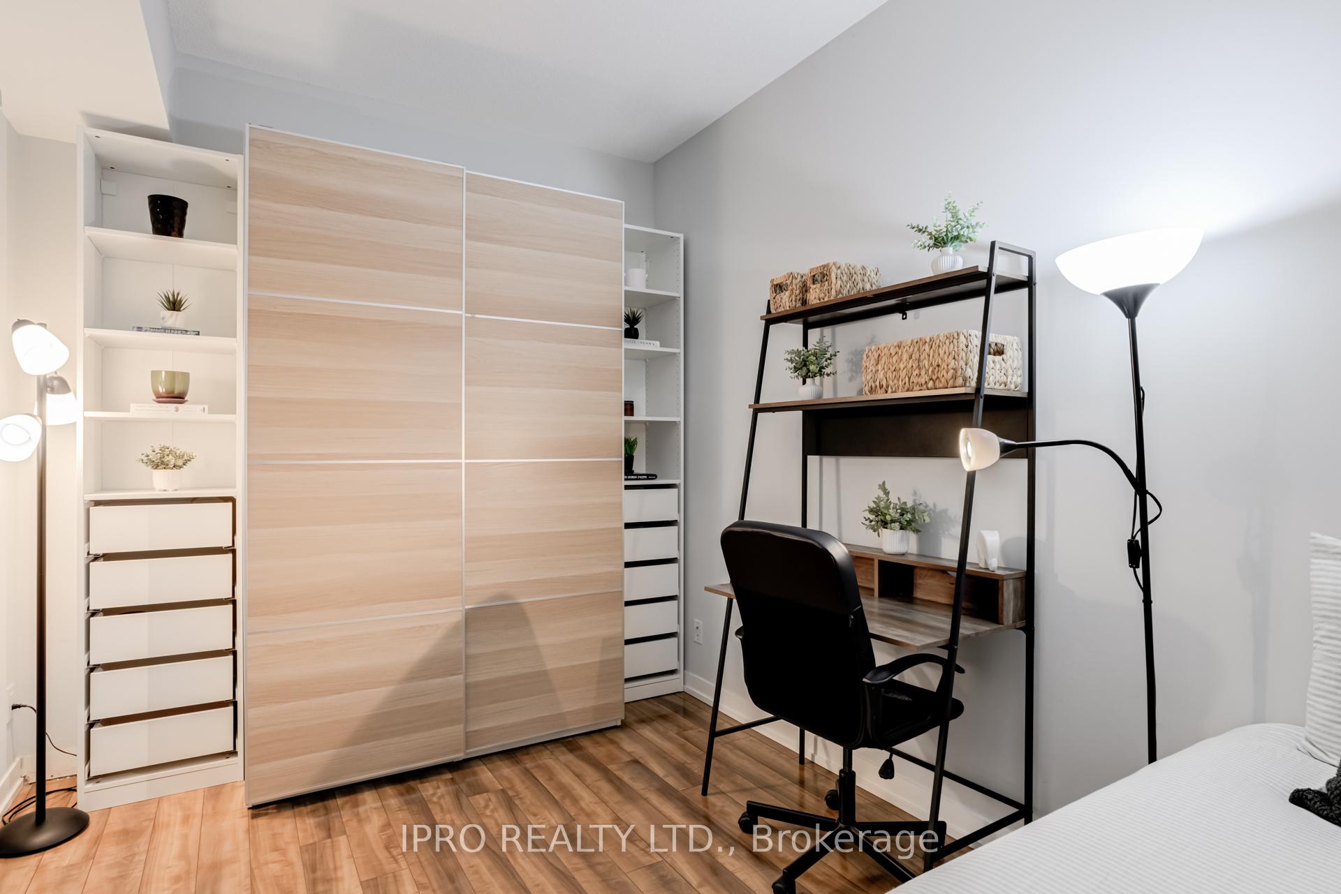 2 Bedrooms Condo at 5101 Dundas, Toronto For sale