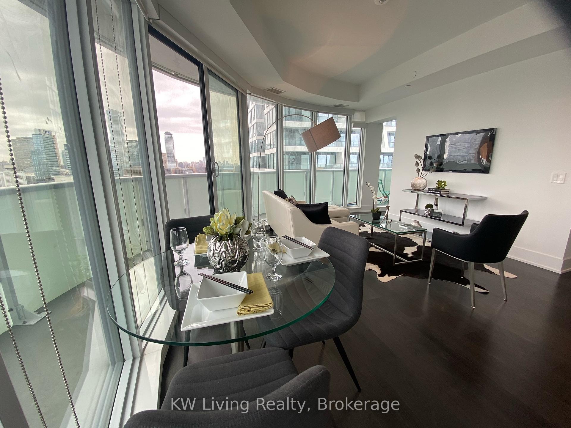 2 Bedrooms Condo at 403 Church, Toronto For sale