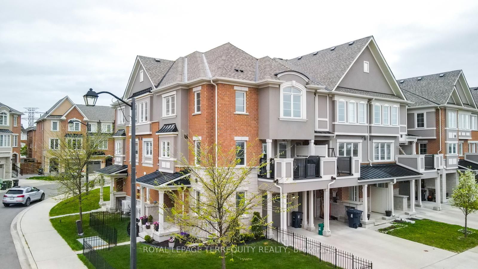 72 Fusilier Drive