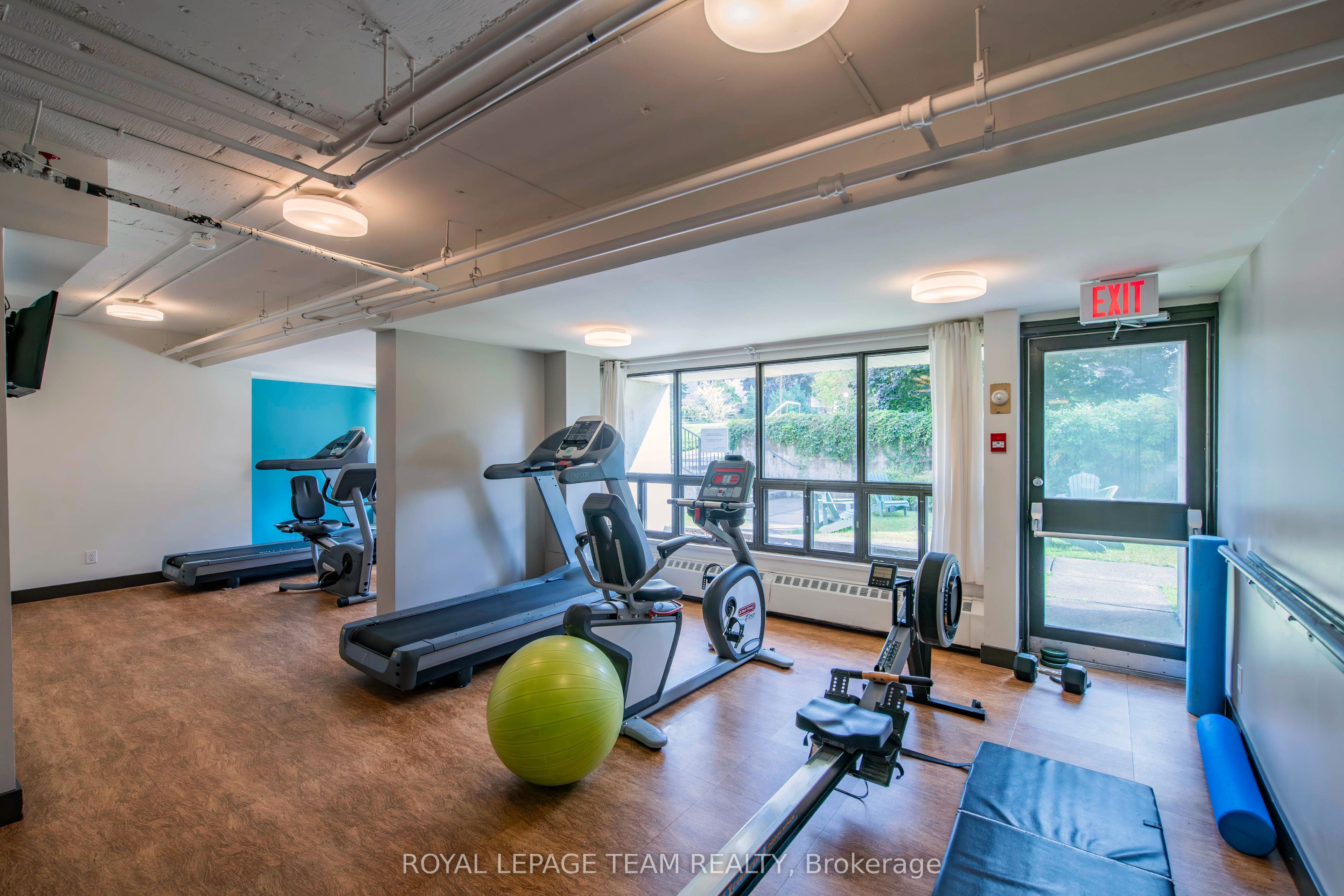 515 ST LAURENT Boulevard, #1909