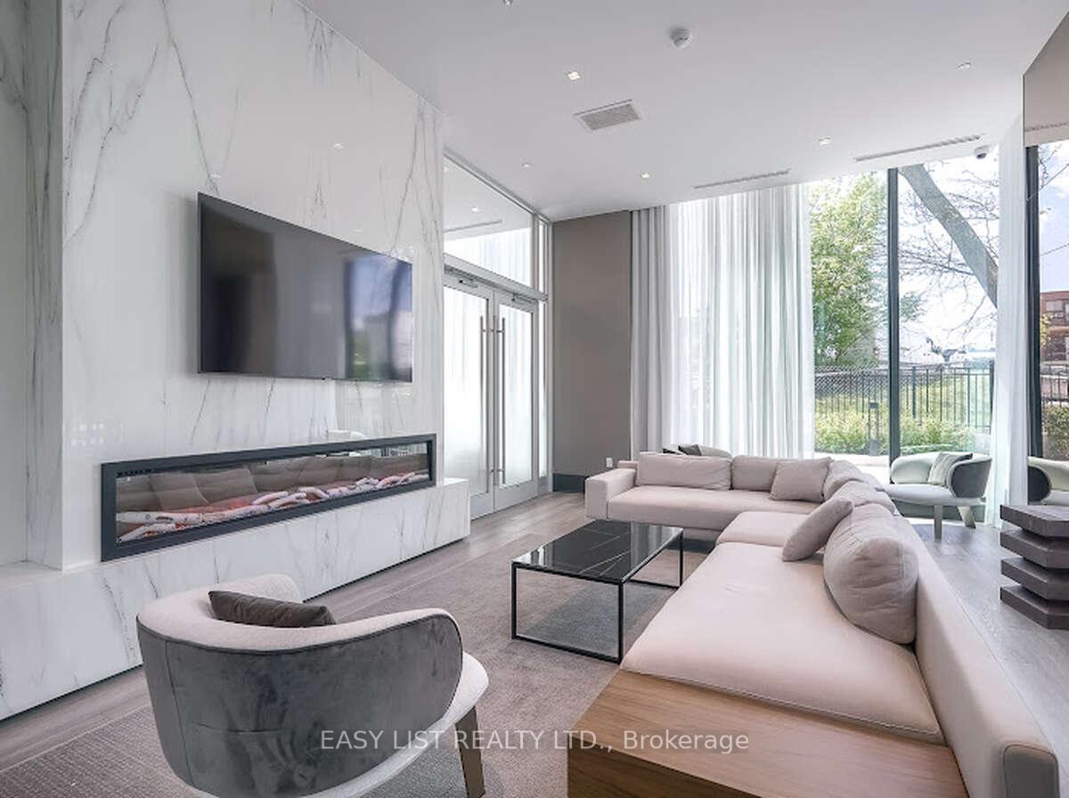 3 Bedrooms Condo at 250 Lawrence, Toronto For sale