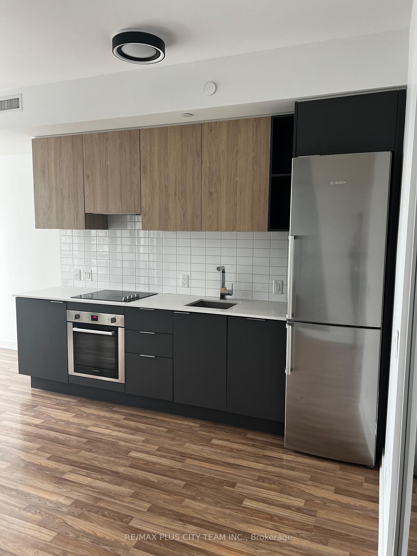 4 Bedrooms Condo at 120 Parliament, Toronto For sale