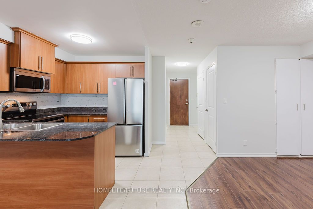 6 Rosebank Drive, #16G
