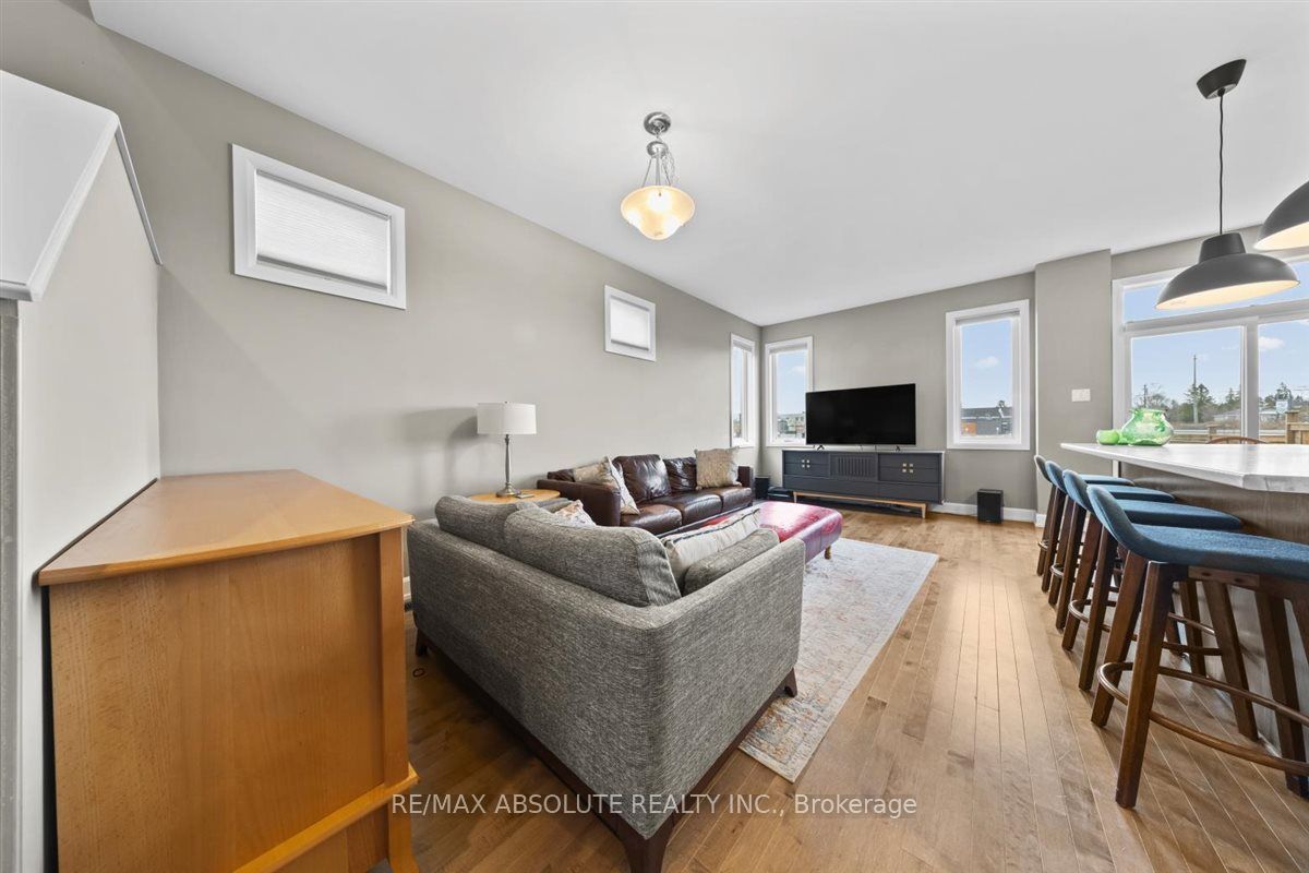 169 Bandelier Way