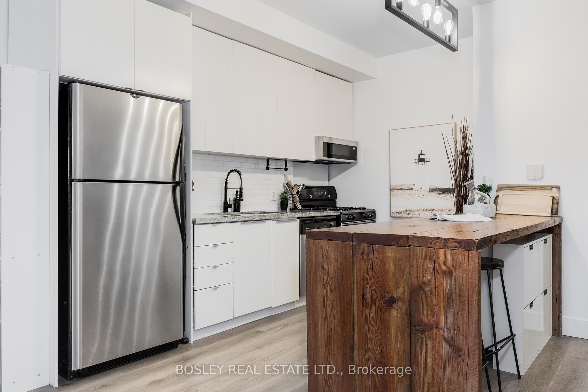 1 Bedroom Condo at 1 Shaw, Toronto For sale