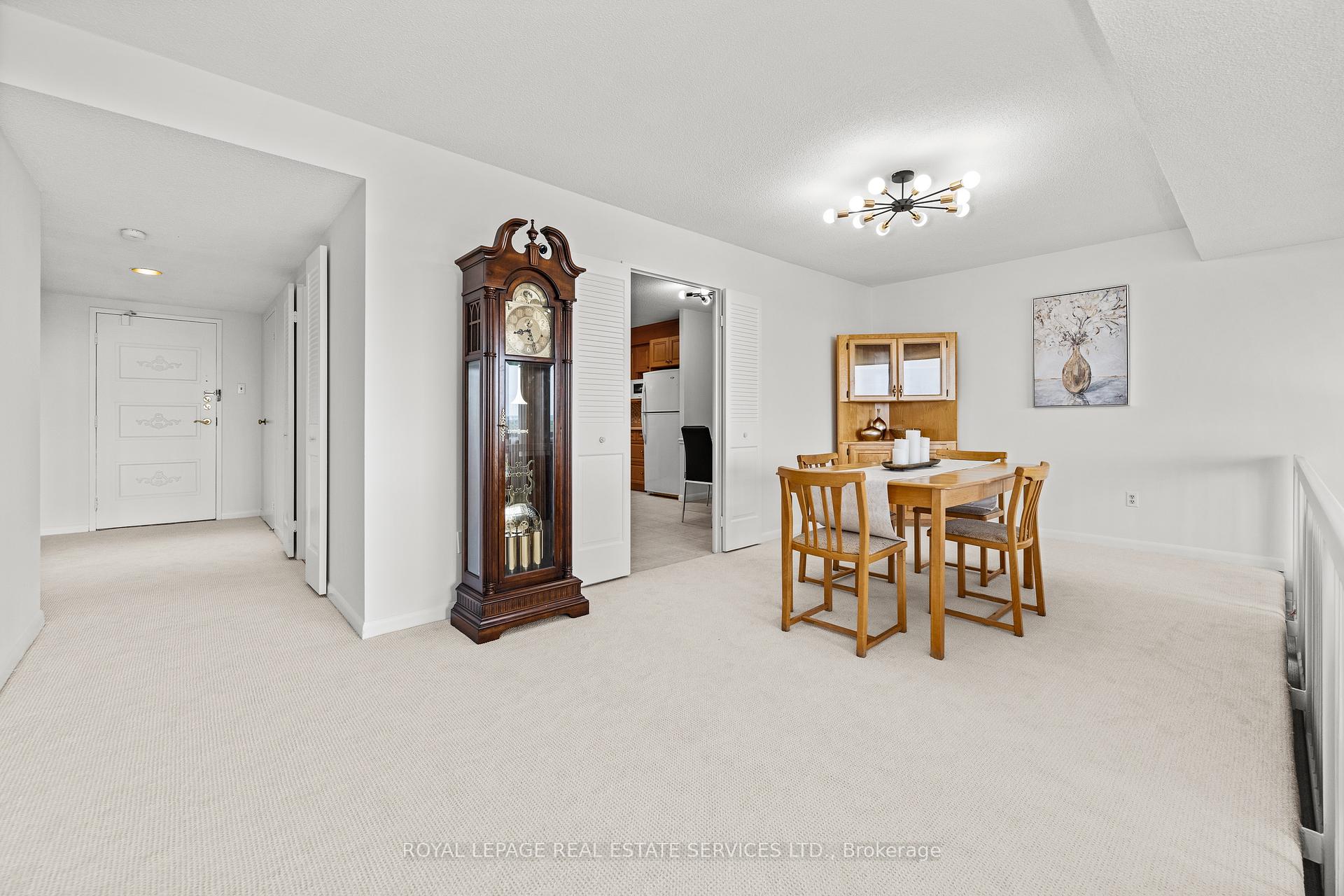 2 Bedrooms Condo at 2185 Marine,  Oakville For sale
