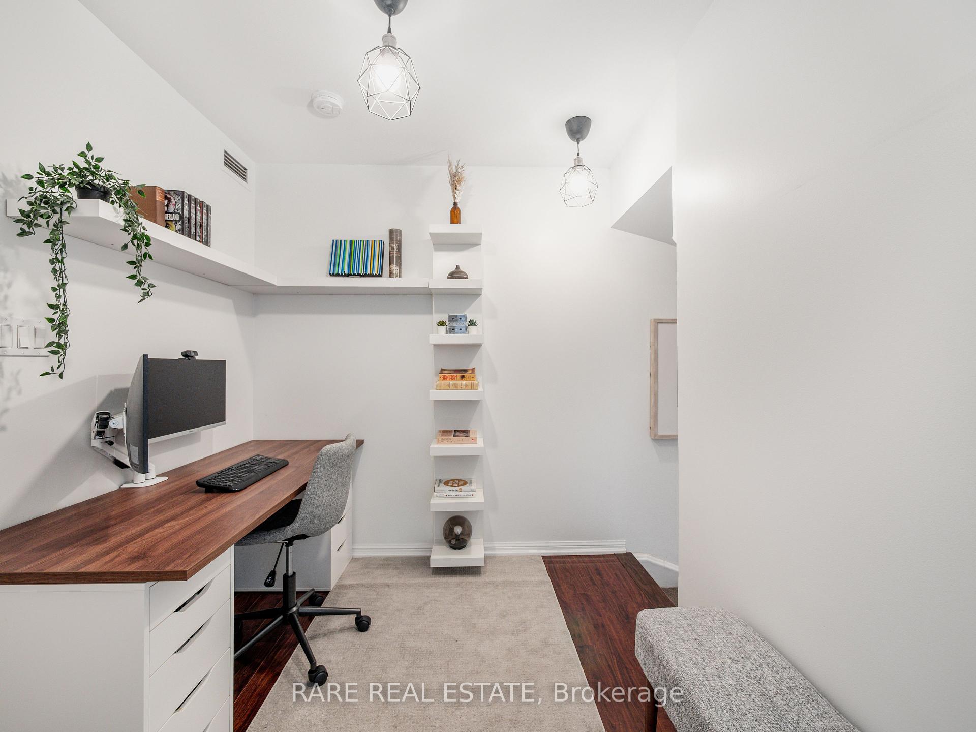 2 Bedrooms Condo at 60 Douro, Toronto For sale