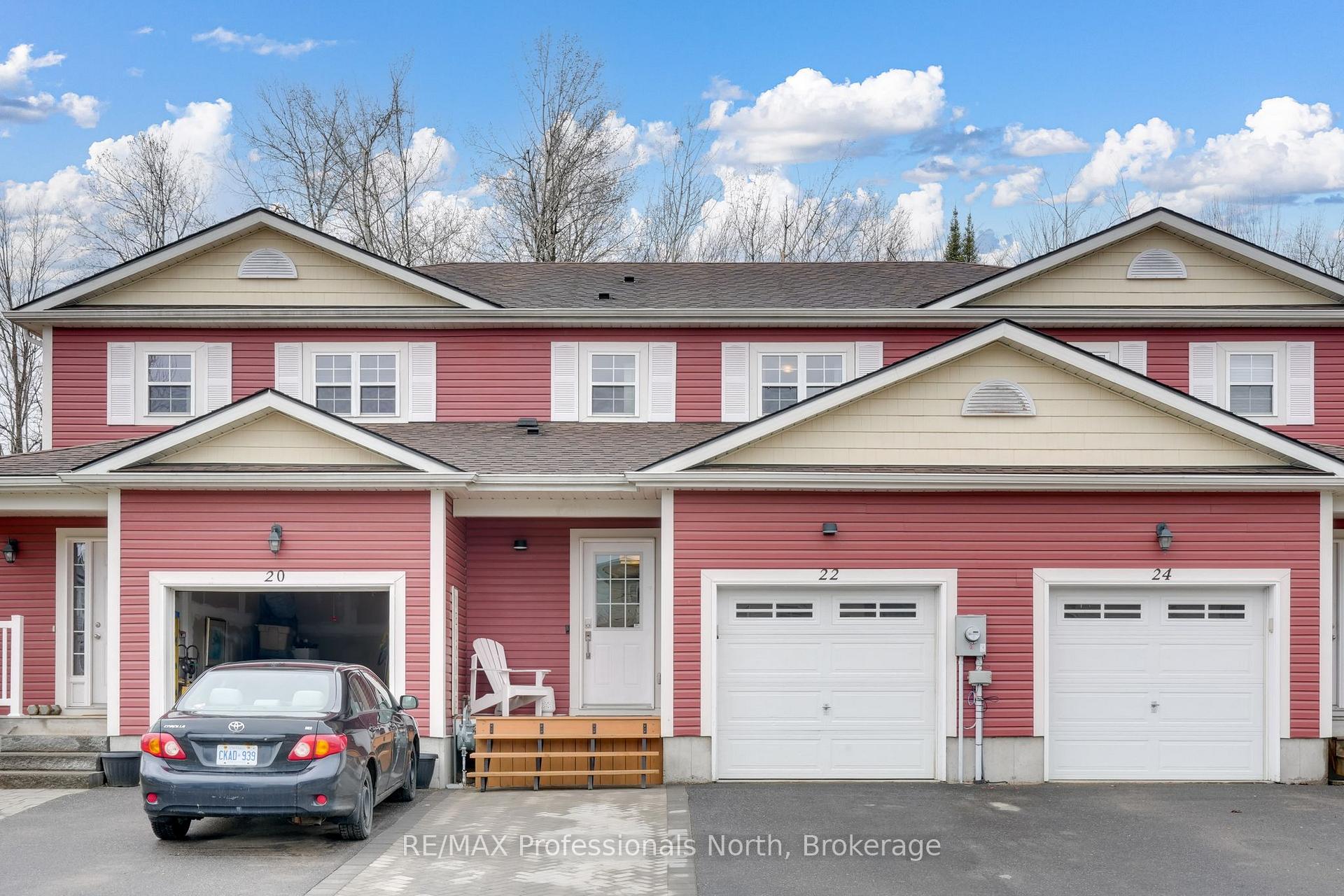 22 LITTLE RYANS Way, Bracebridge, ON P1L 0C3