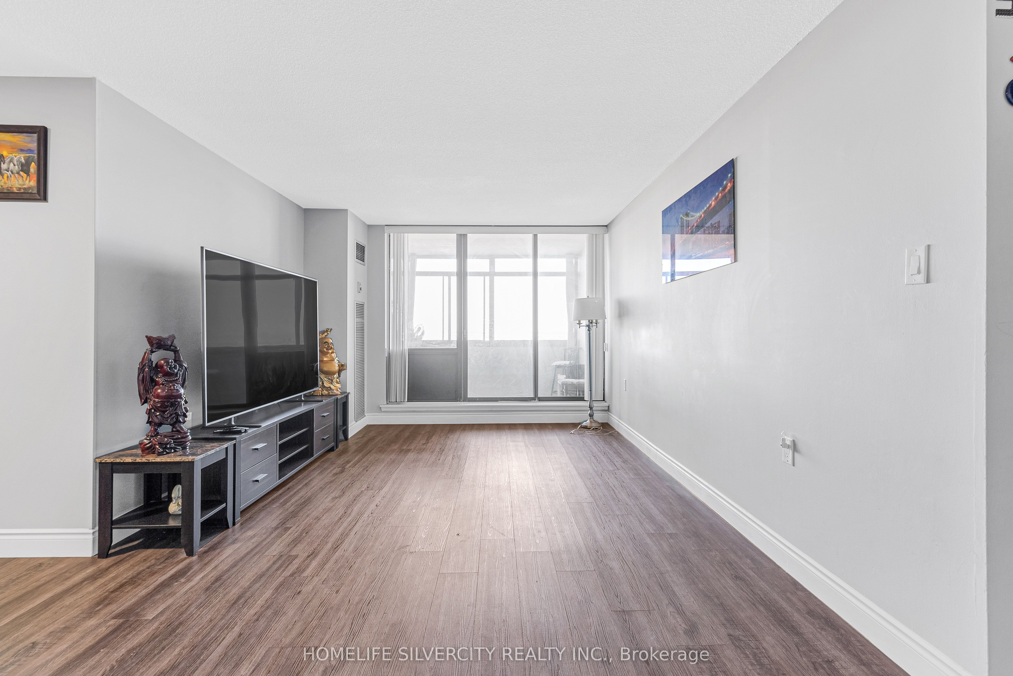 18 Knightsbridge Road, #2303
