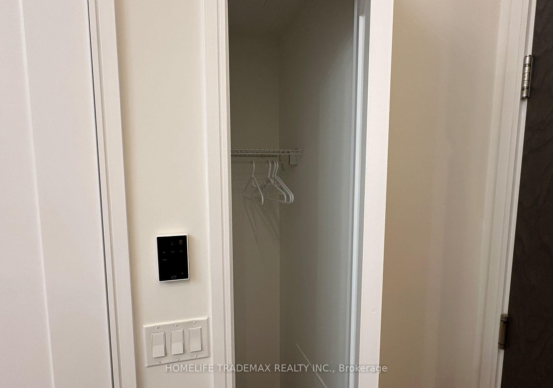 2 Bedrooms Condo at 88 Scott,  Toronto For sale
