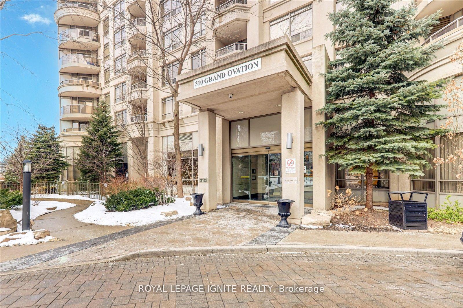 2 Bedrooms Condo at 310 Burnhamthorpe,  Mississauga For sale