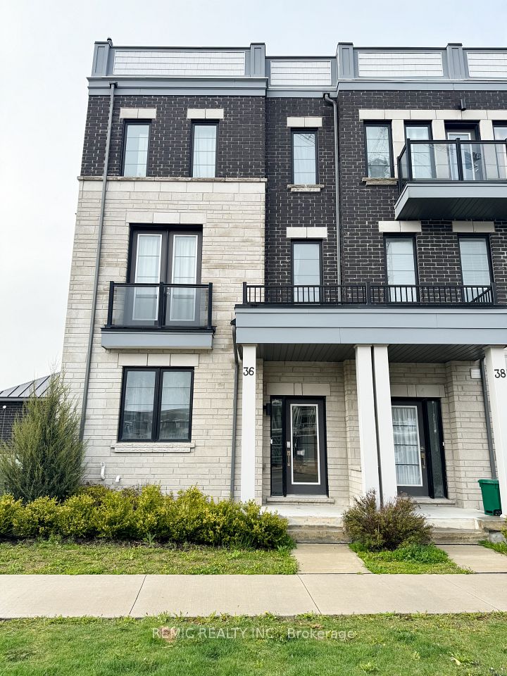 36 Clarington