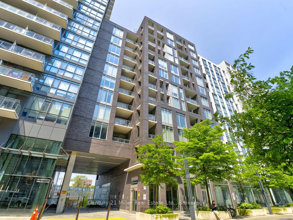 2 Bedrooms Condo at 20 Minowan Miikan, Toronto For sale