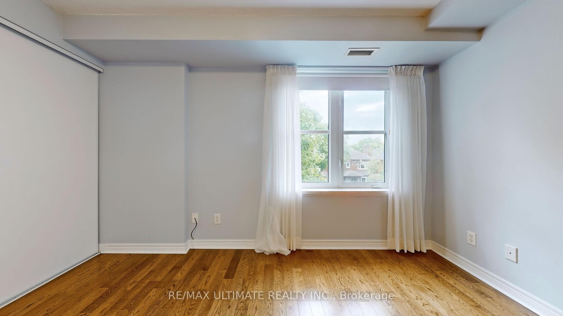 2 Bedrooms Condo at 645 Millwood, Toronto For sale