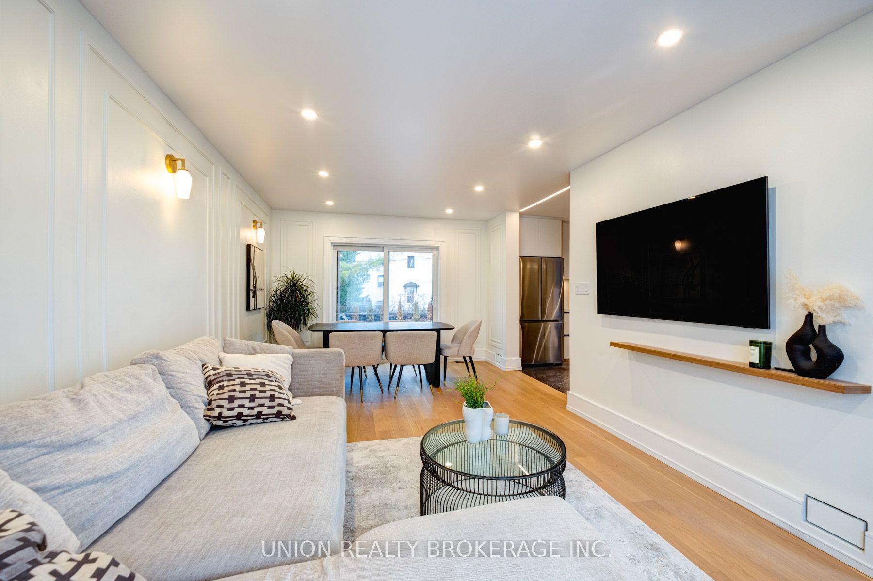 22 Cliffcrest Drive