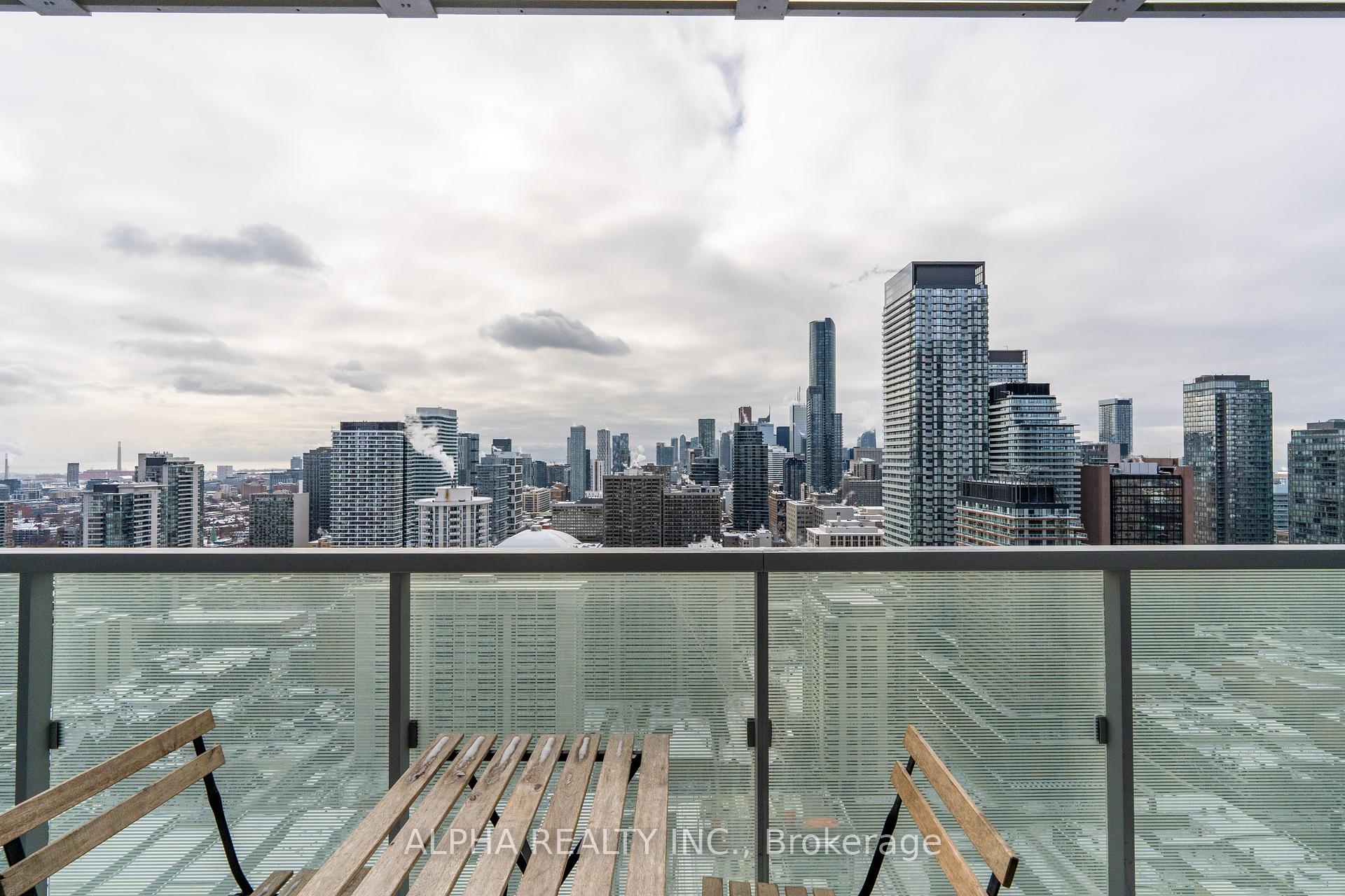 1 Bedroom Condo at 28 Wellesley,  Toronto For sale