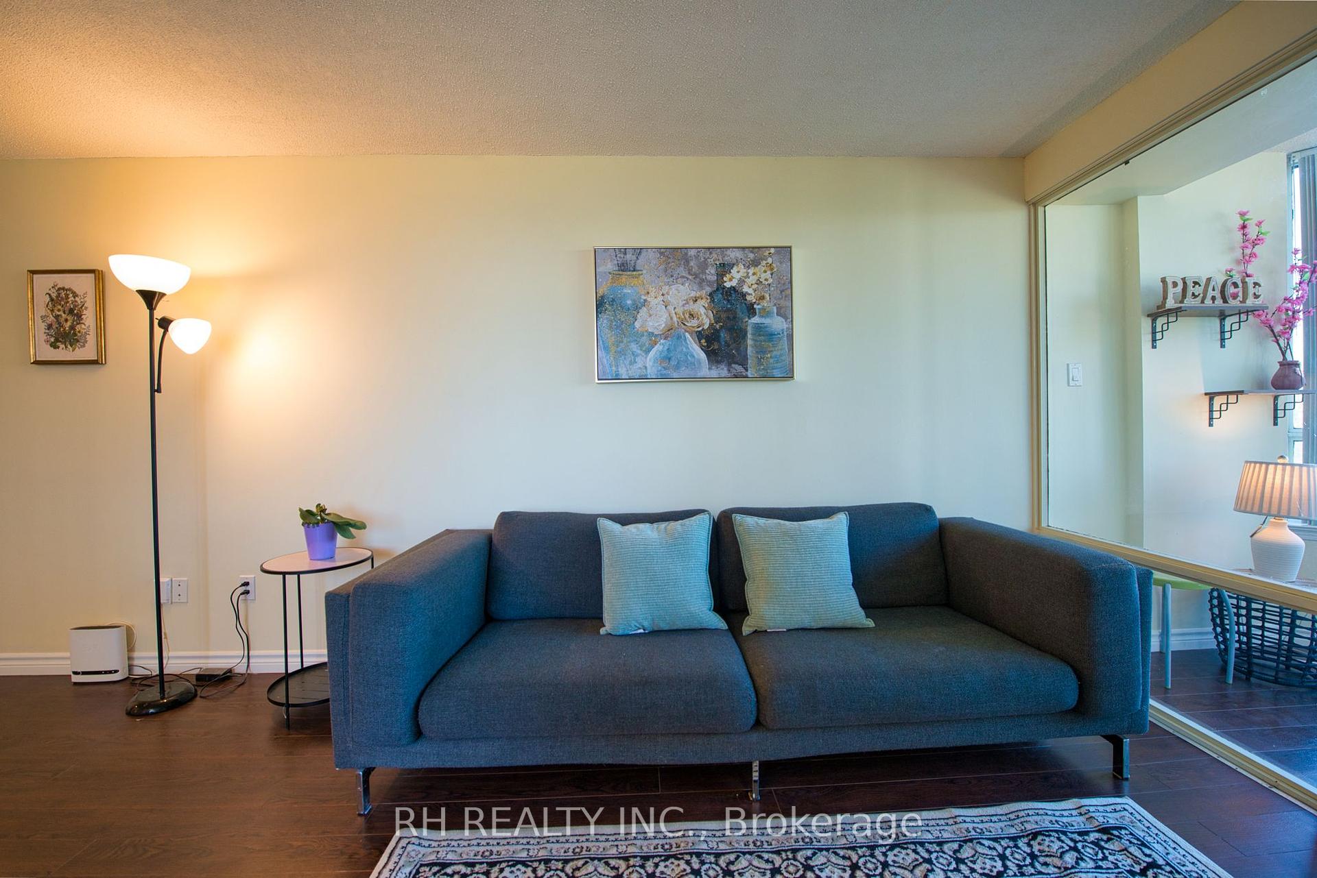 3 Bedrooms Condo at 300 Alton Towers, Toronto For sale