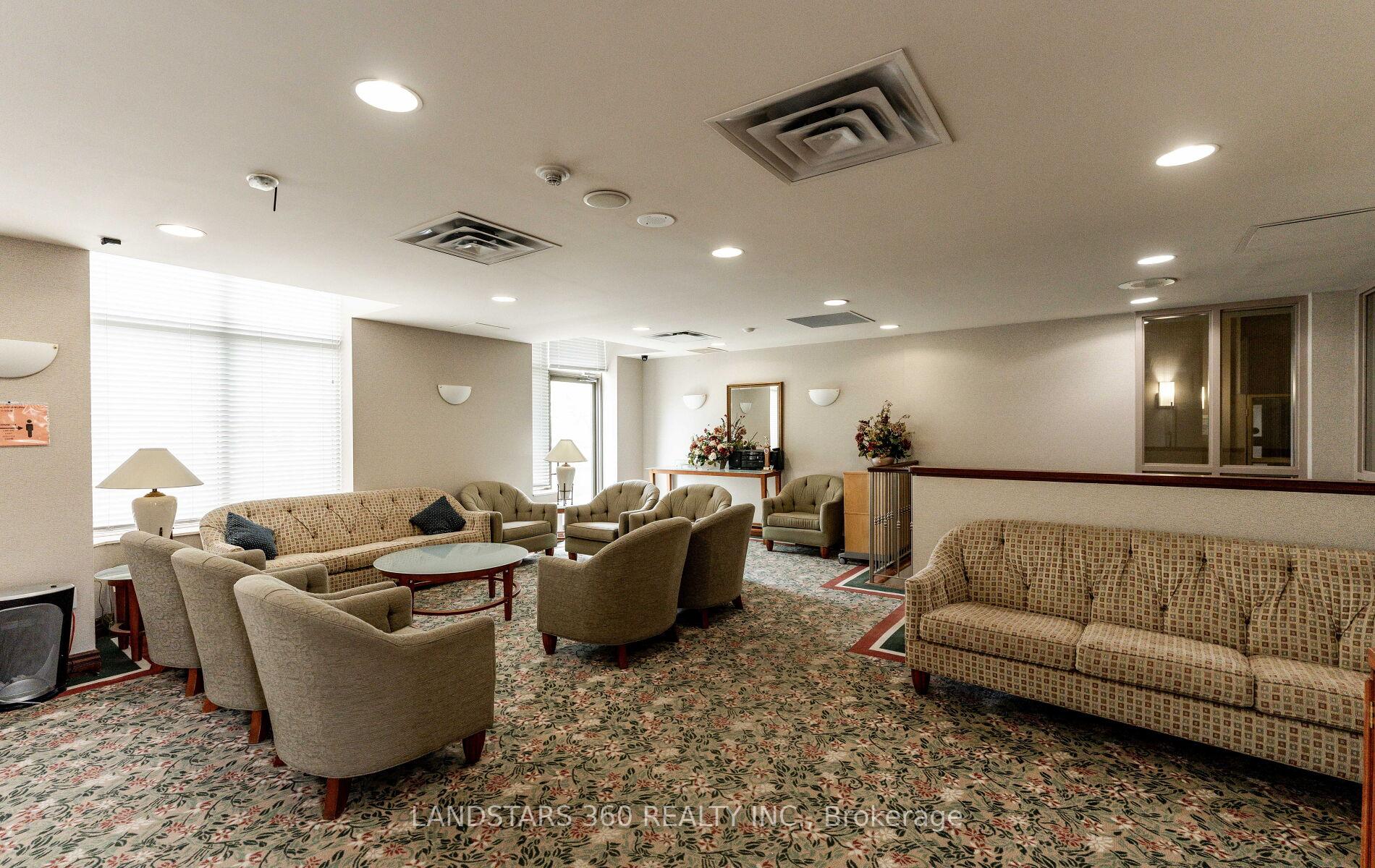 2 Bedrooms Condo at 3088 Kennedy, Toronto For sale