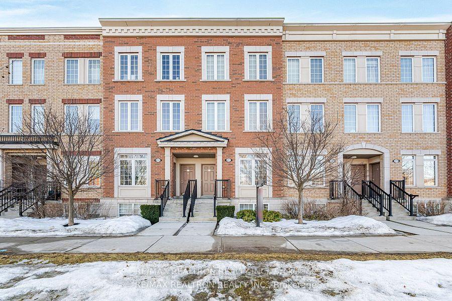 3 Bedrooms Condo at 4711 Kingston,  Toronto For sale