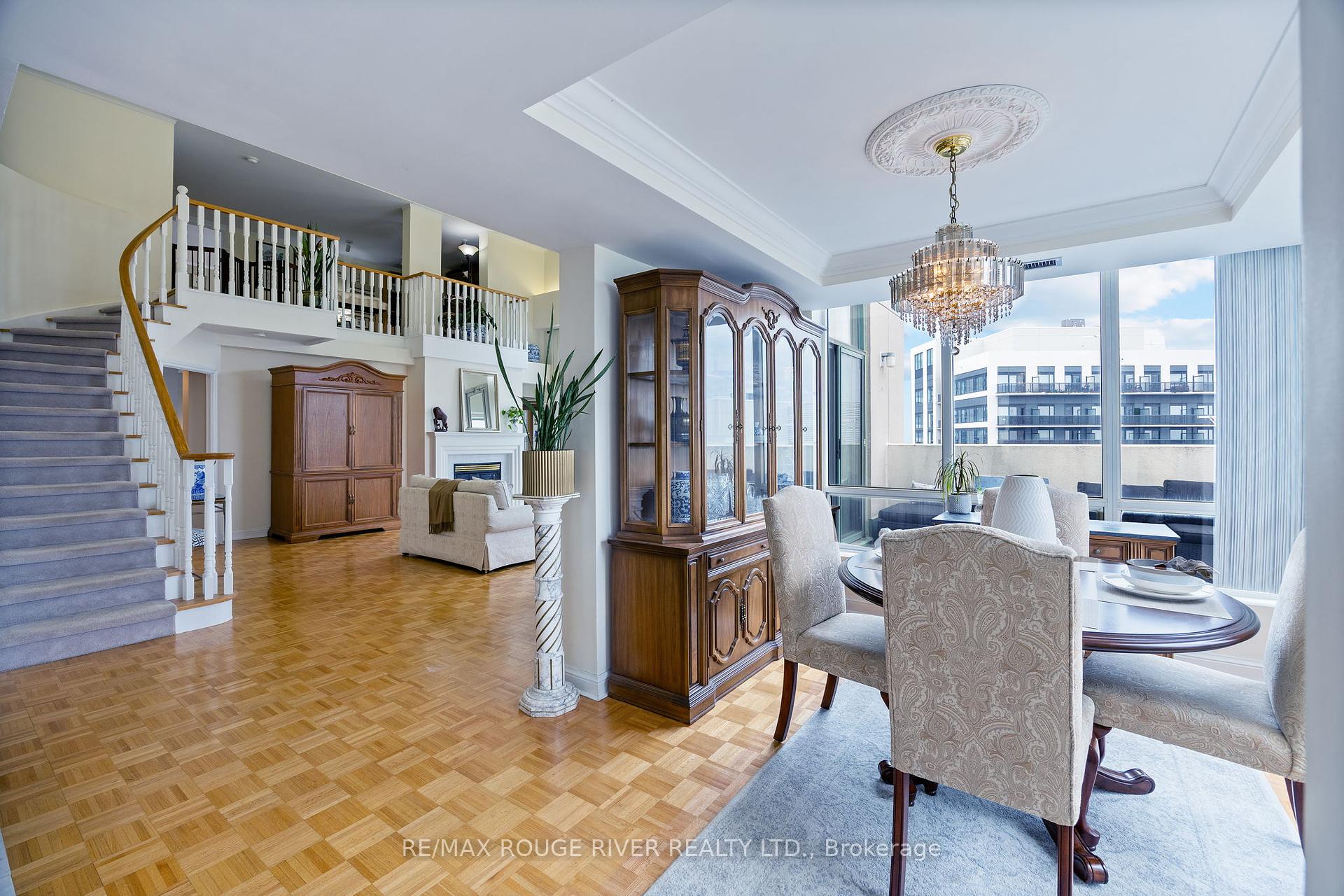 3 Bedrooms Condo at 101 Subway, Toronto For sale