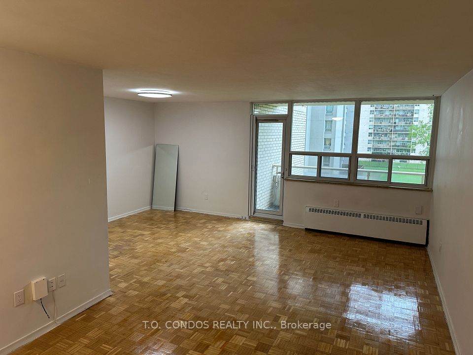 #311 - 360 Ridelle Avenue, Toronto, ON M6B 1K1