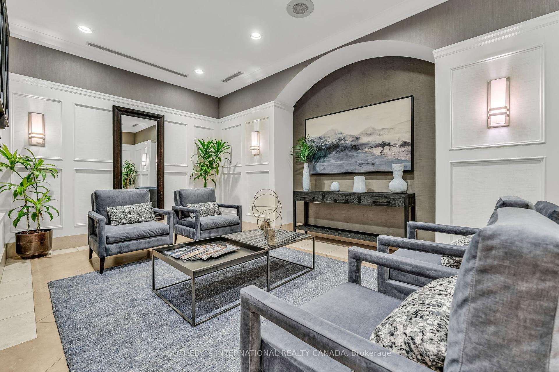 3 Bedrooms Condo at 5233 Dundas,  Toronto For sale