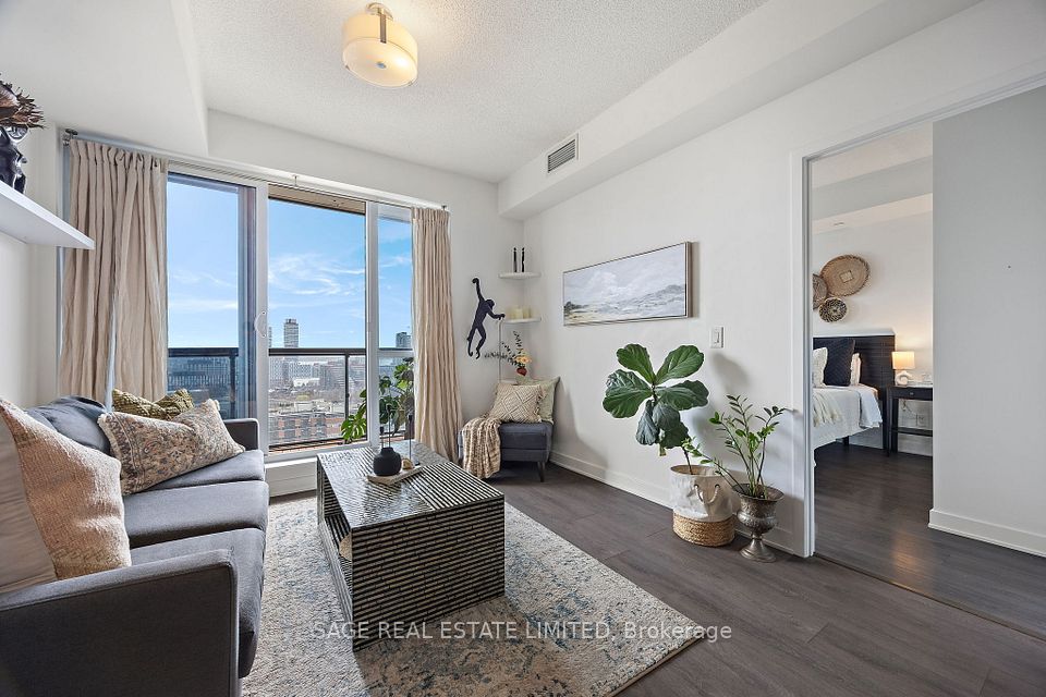 55 Regent Park