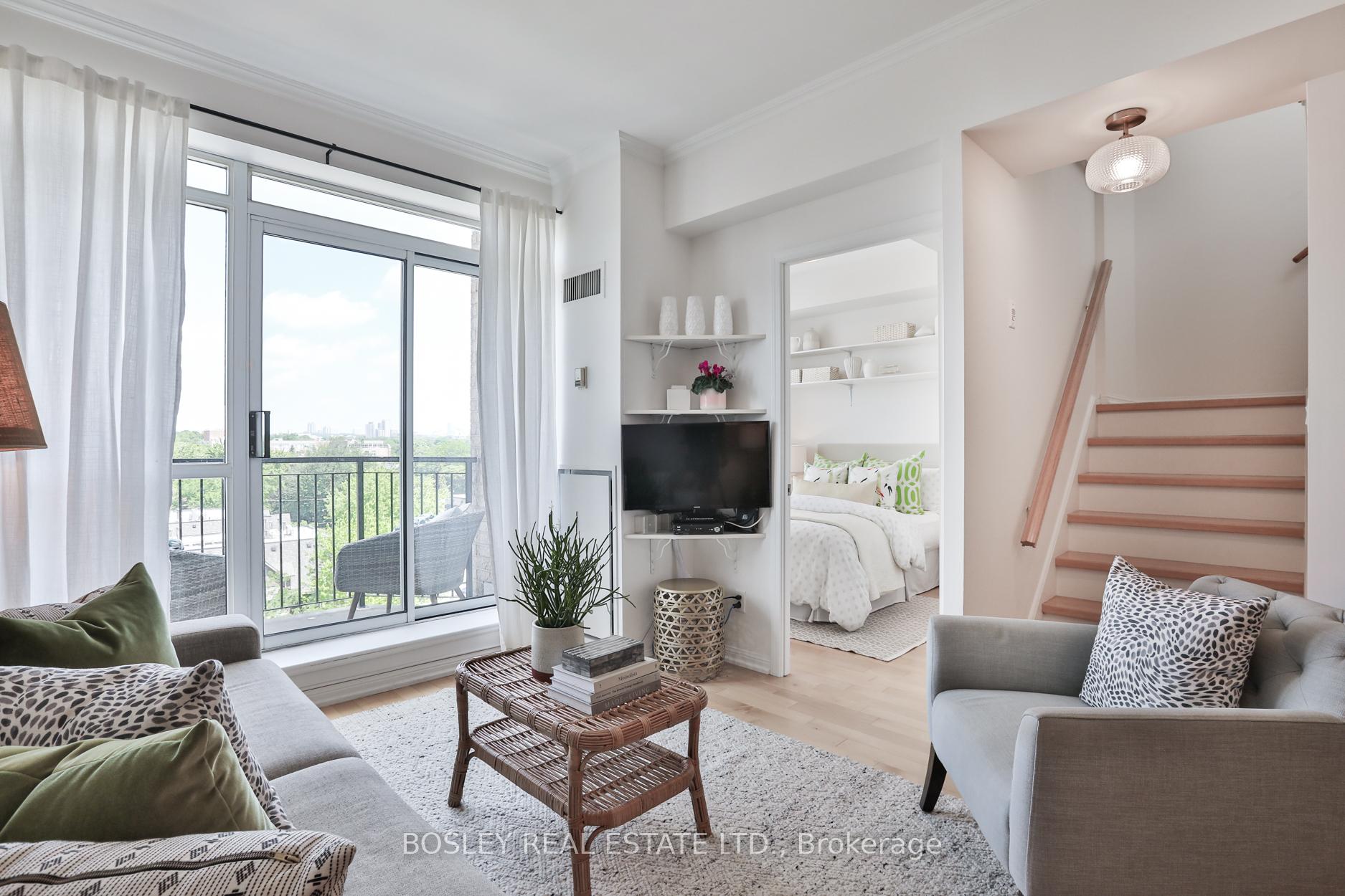 2 Bedrooms Condo at 1000 King, Toronto For sale