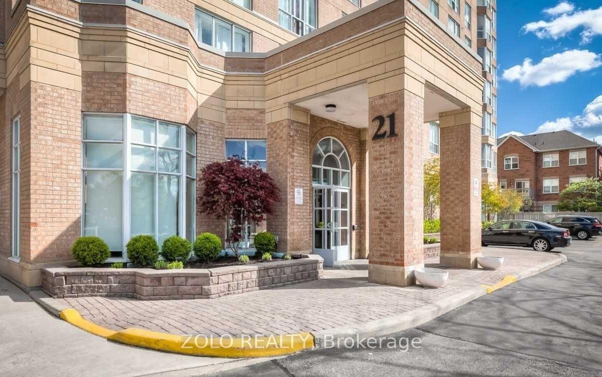 1 Bedroom Condo at 21 Overlea,  Toronto For sale