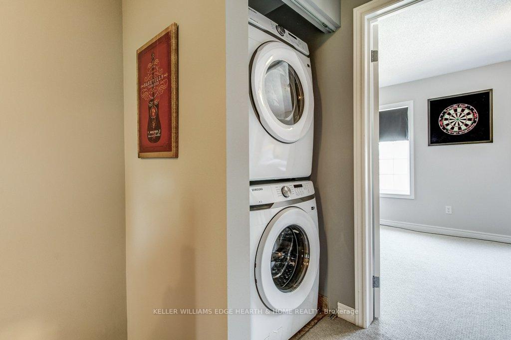 3 Bedrooms Condo at 4262 Ingram,  Burlington For sale