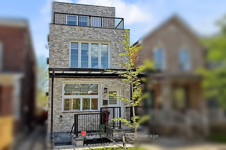9 Cobourg