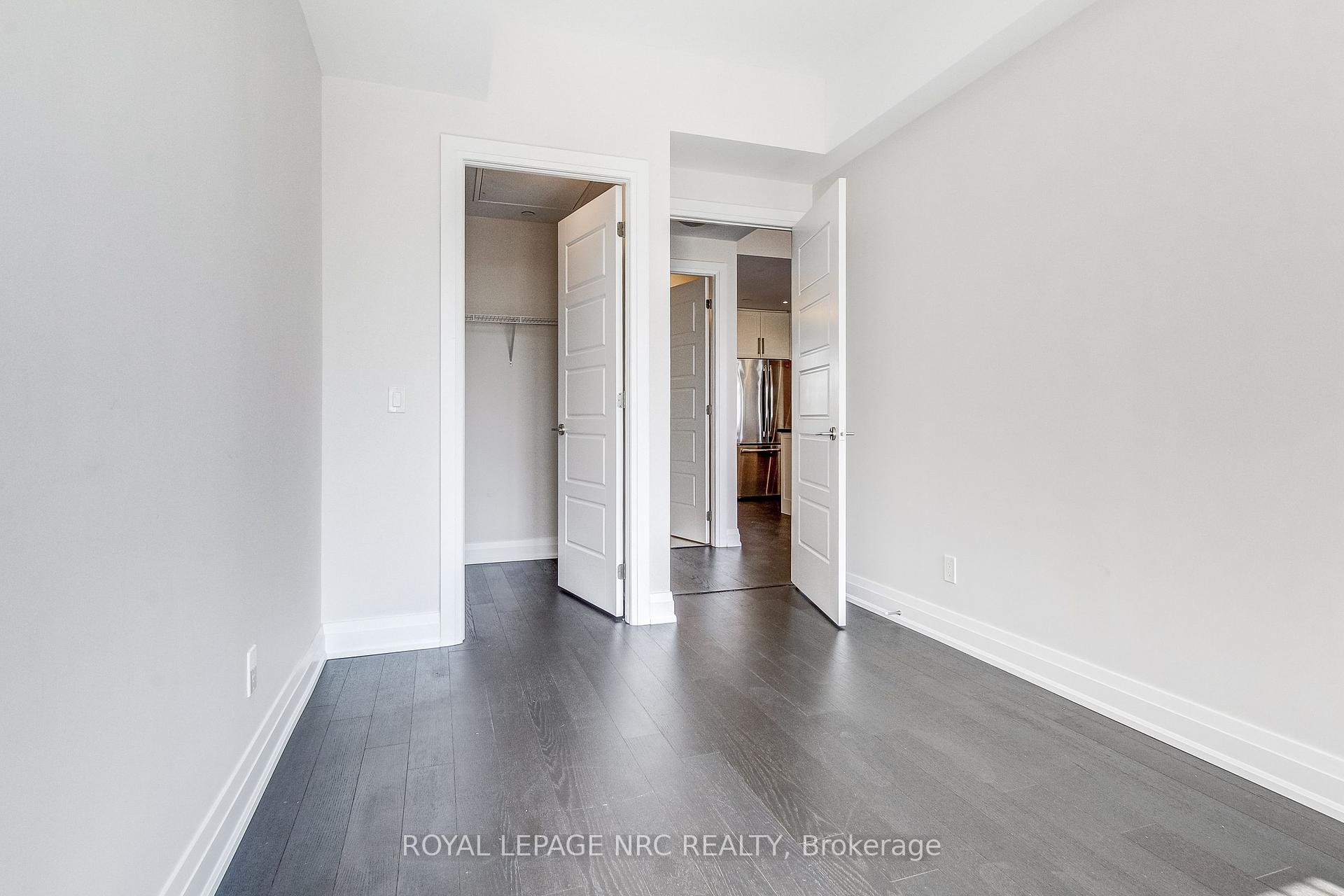 2 Bedrooms Condo at 2025 Maria, Burlington For sale