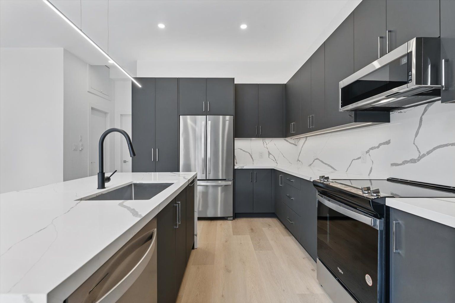 1064 Dufferin Street Rear Garden Suite