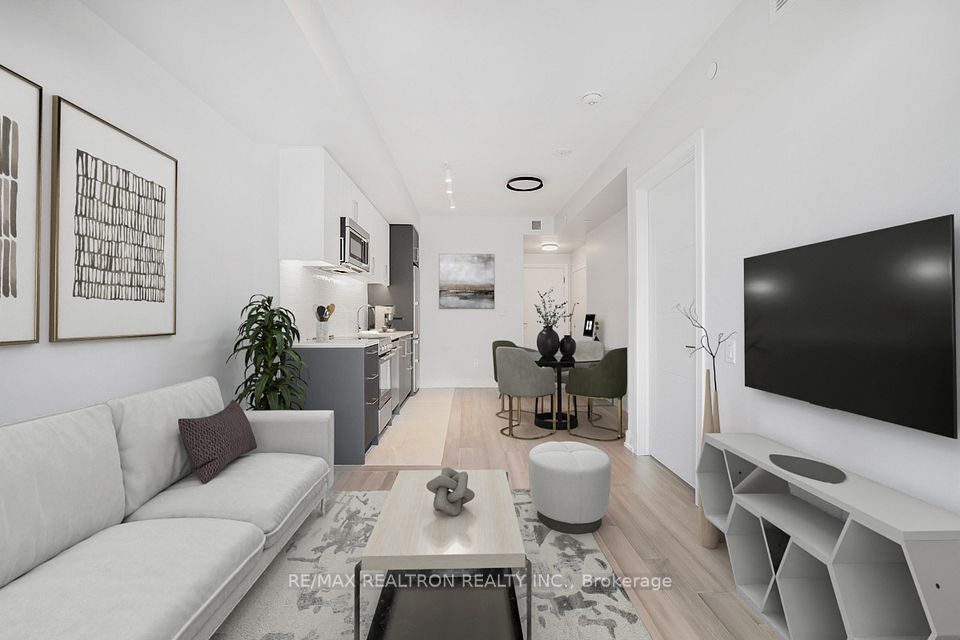 2525 Bathurst